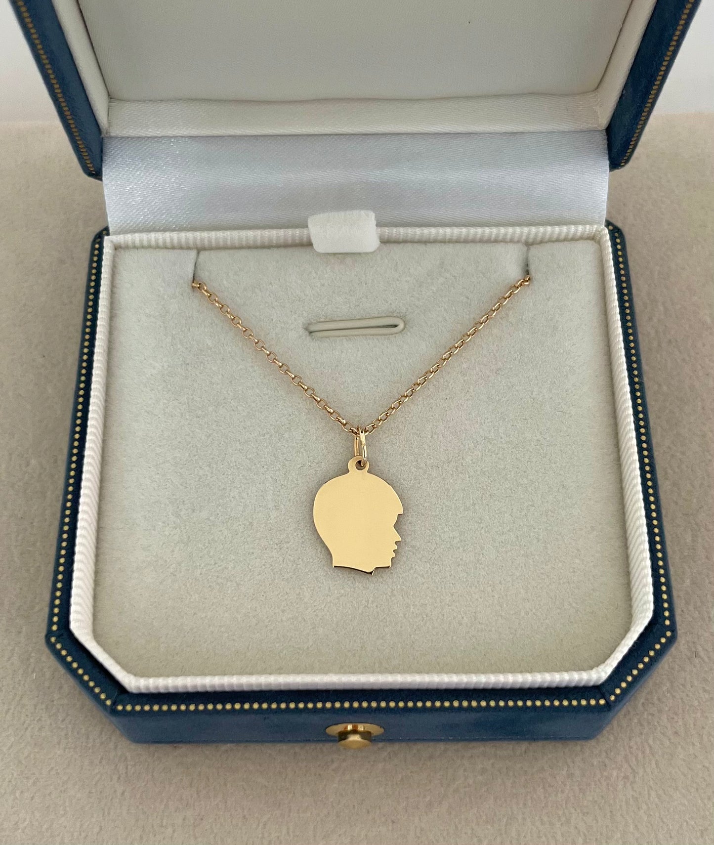 Petite Heirloom Silhouette Necklace 14K Gold