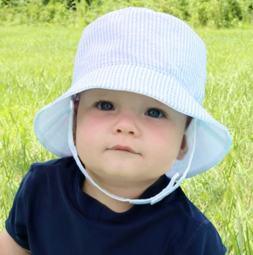 Reversible Seersucker Bucket Hat with Straps- Blue