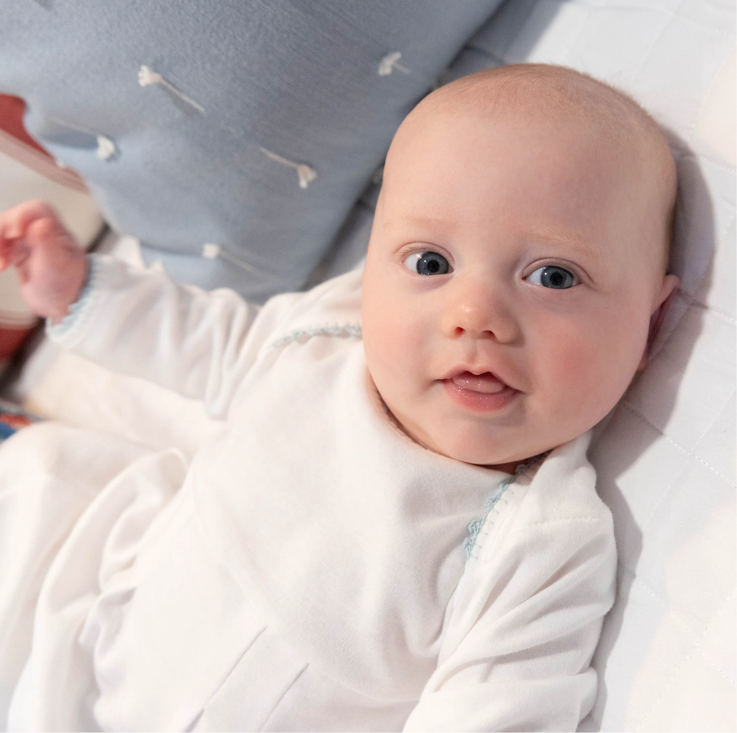 Charlie Daygown - White w/ Blue Trim