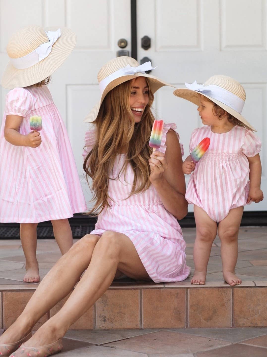 Women's White Floppy Straw Sun Hat