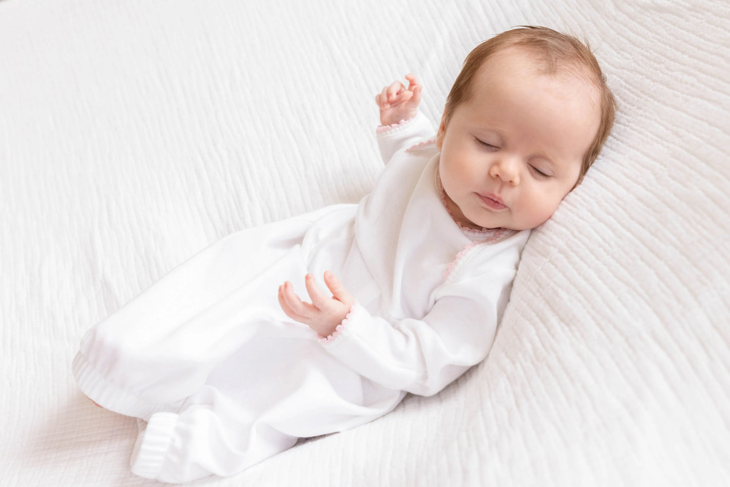 Charlie Daygown - White w/ Pink Trim