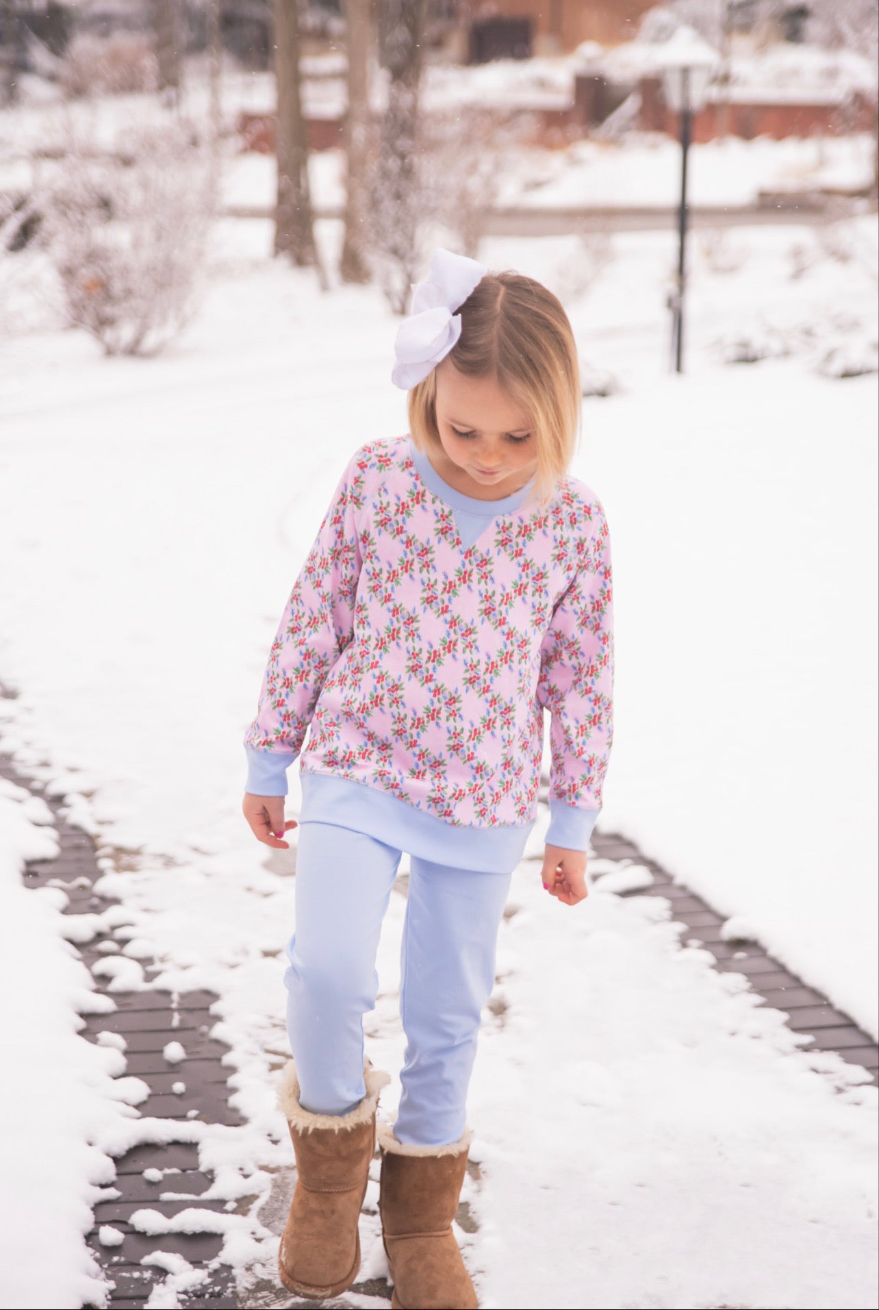 Blue Scalloped Leggings, Christmas Floral